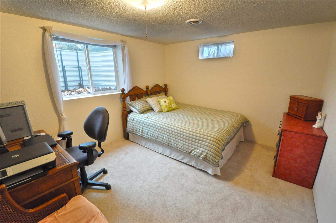 13203 E 9th Ave - Photo 13