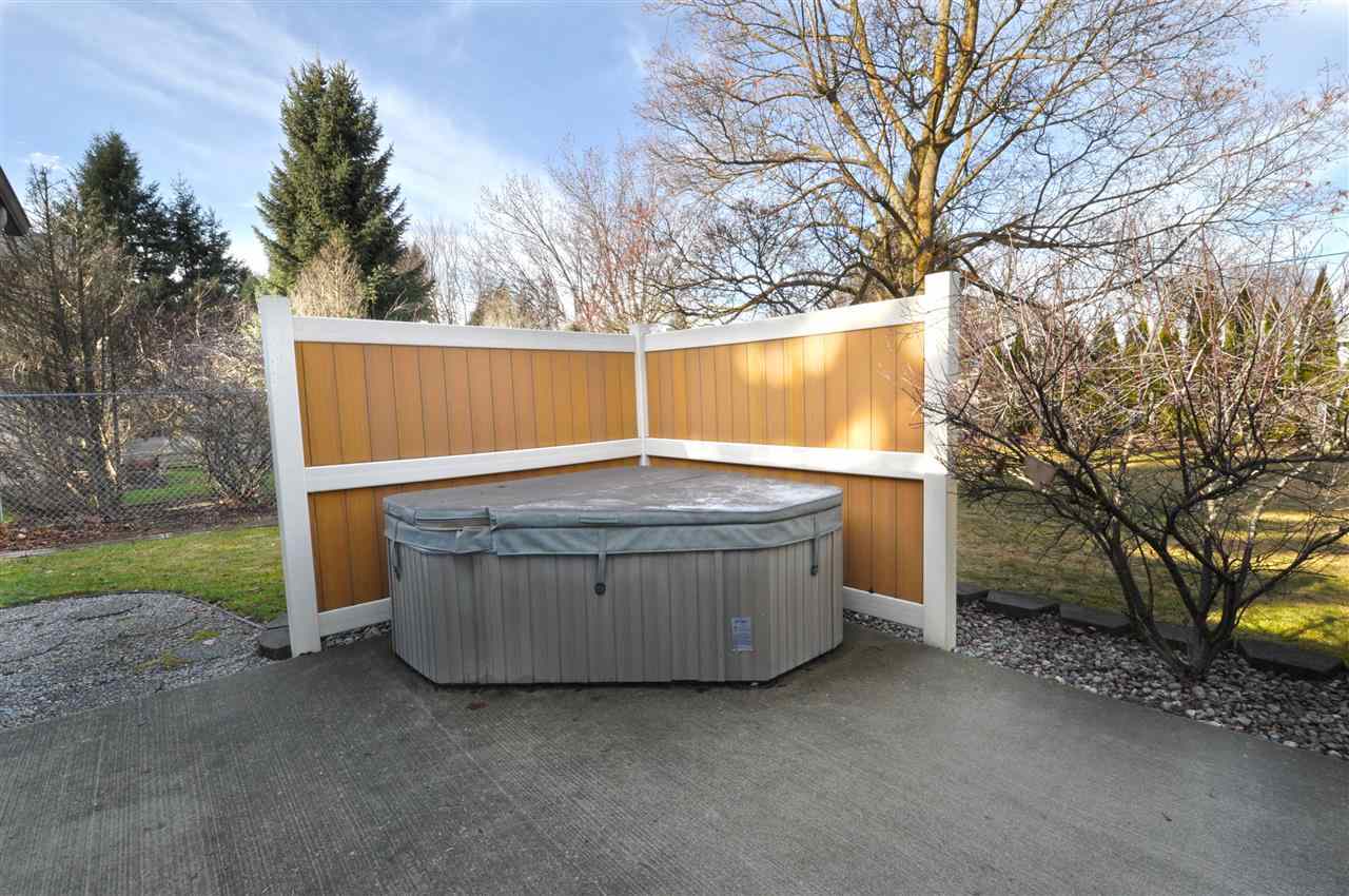 13203 E 9th Ave - Photo 17