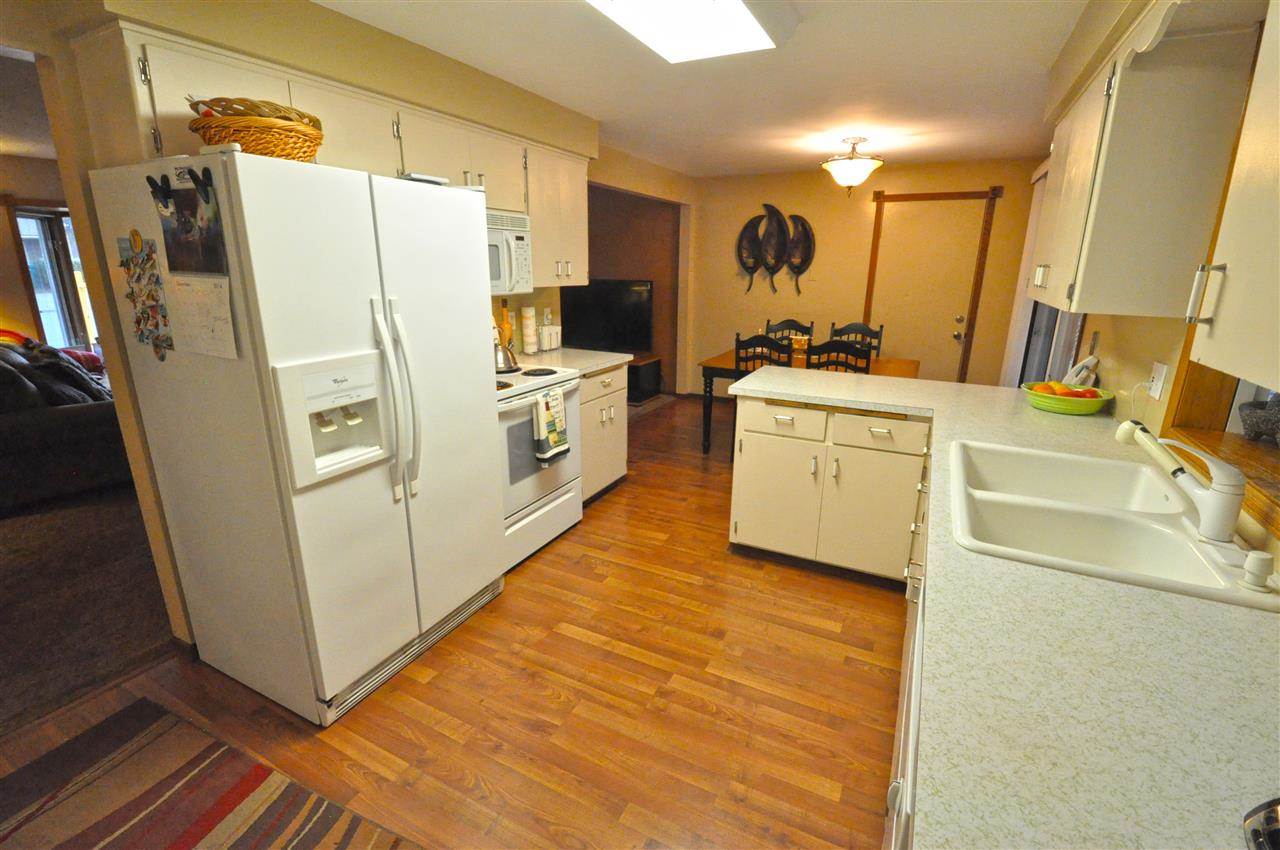 13203 E 9th Ave - Photo 7