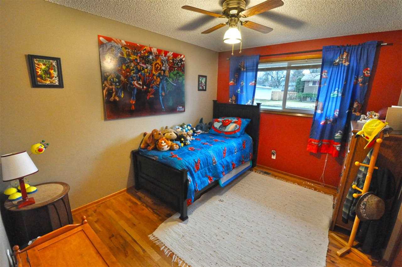 13203 E 9th Ave - Photo 8