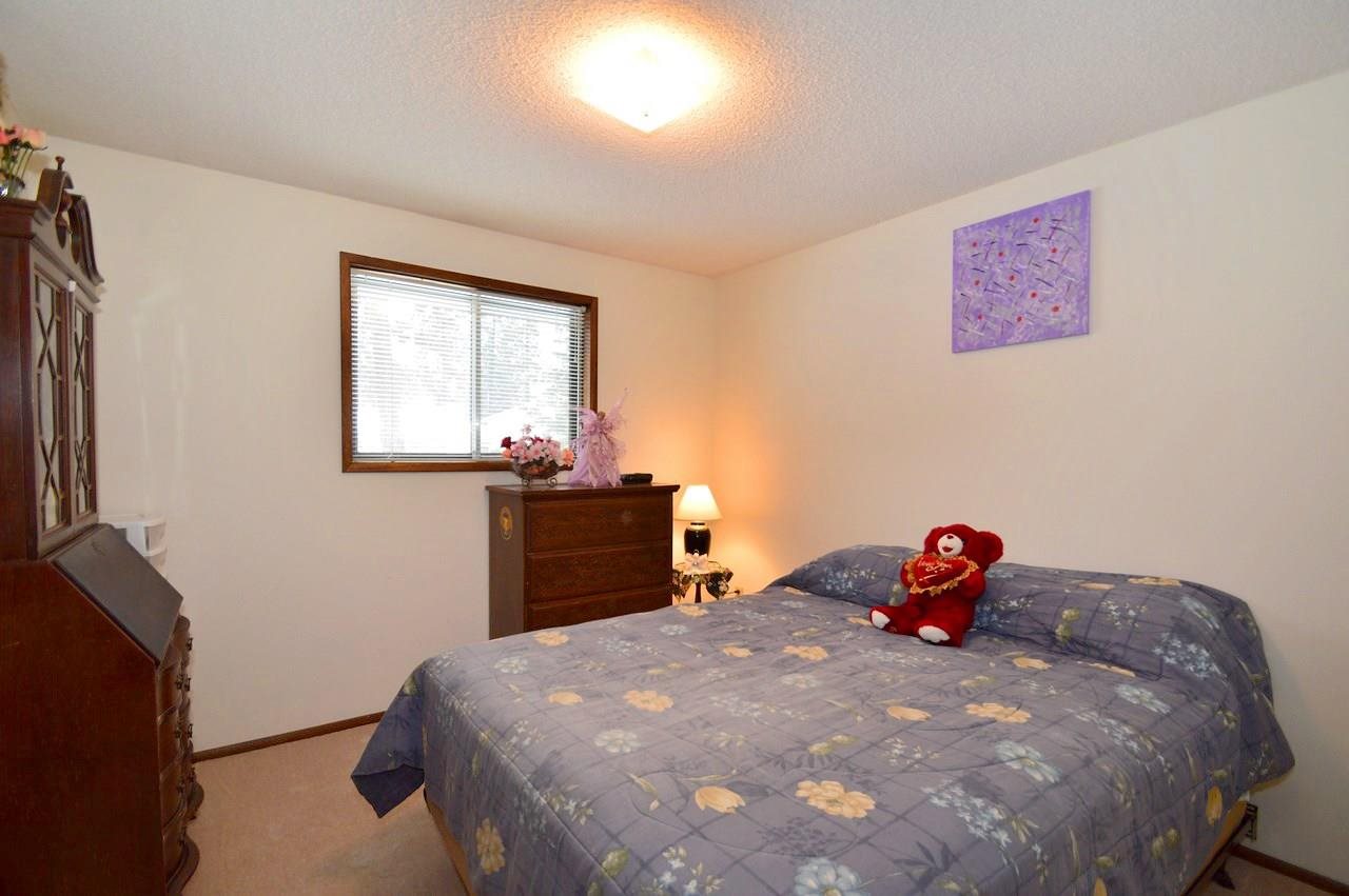 6104 N Cambridge Dr - Photo 12