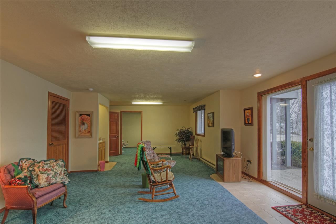 7507 N F St - Photo 16
