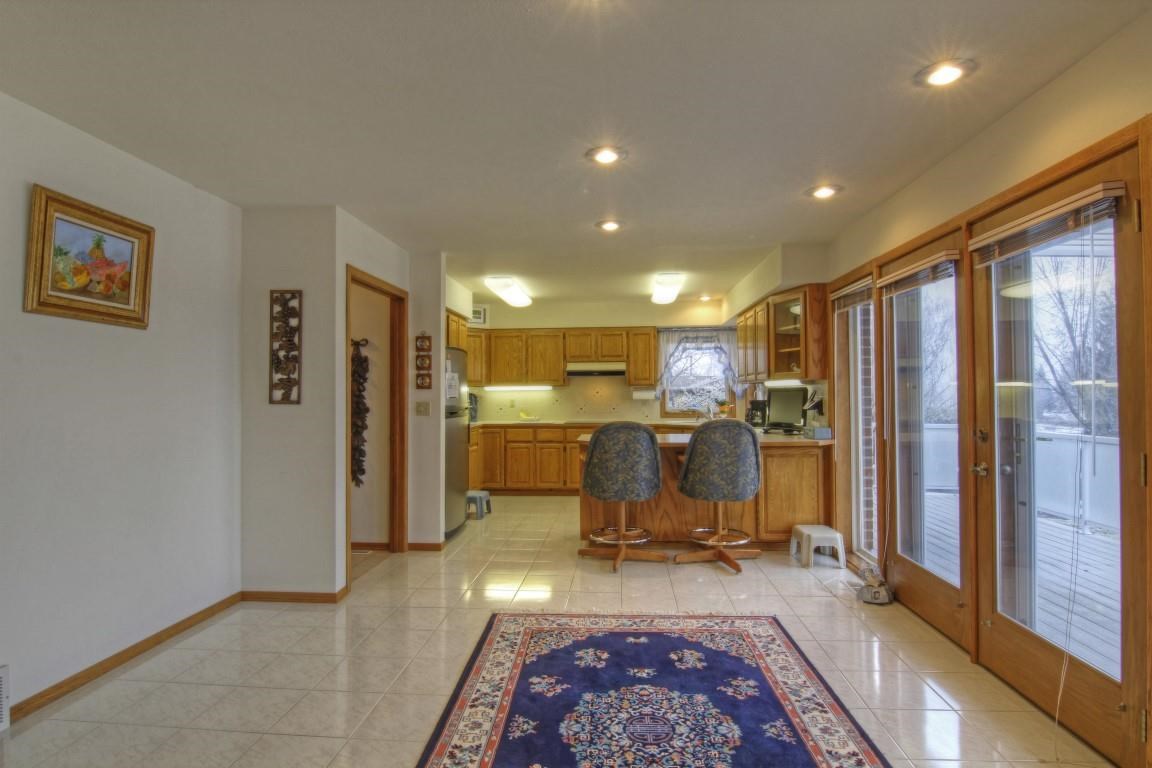 7507 N F St - Photo 8