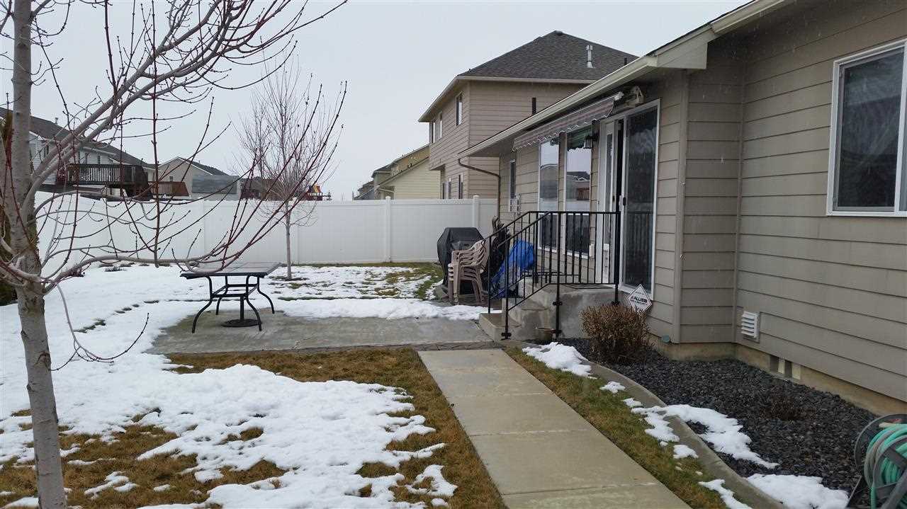 9729 N AUSTIN - Photo 13