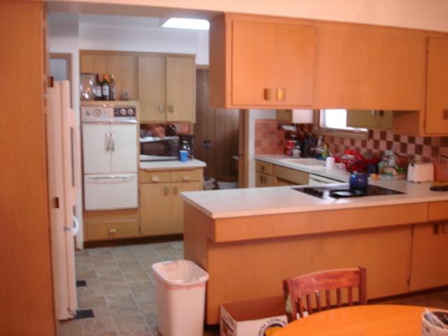 903 W Hawthorne Rd - Photo 3