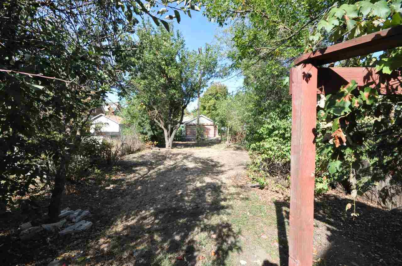 1318 W SINTO Ave - Photo 15