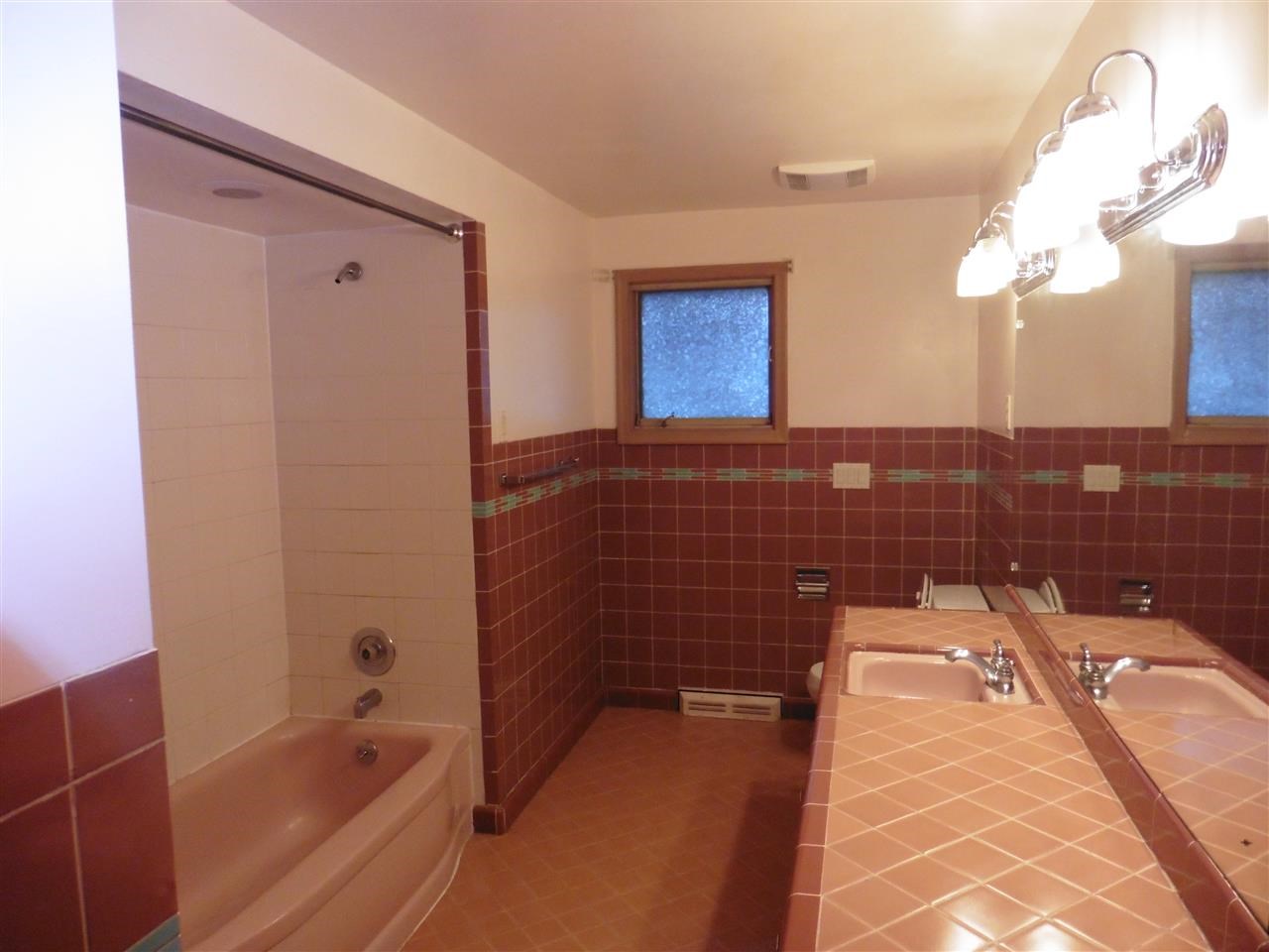 9504 E Upriver Dr - Photo 6