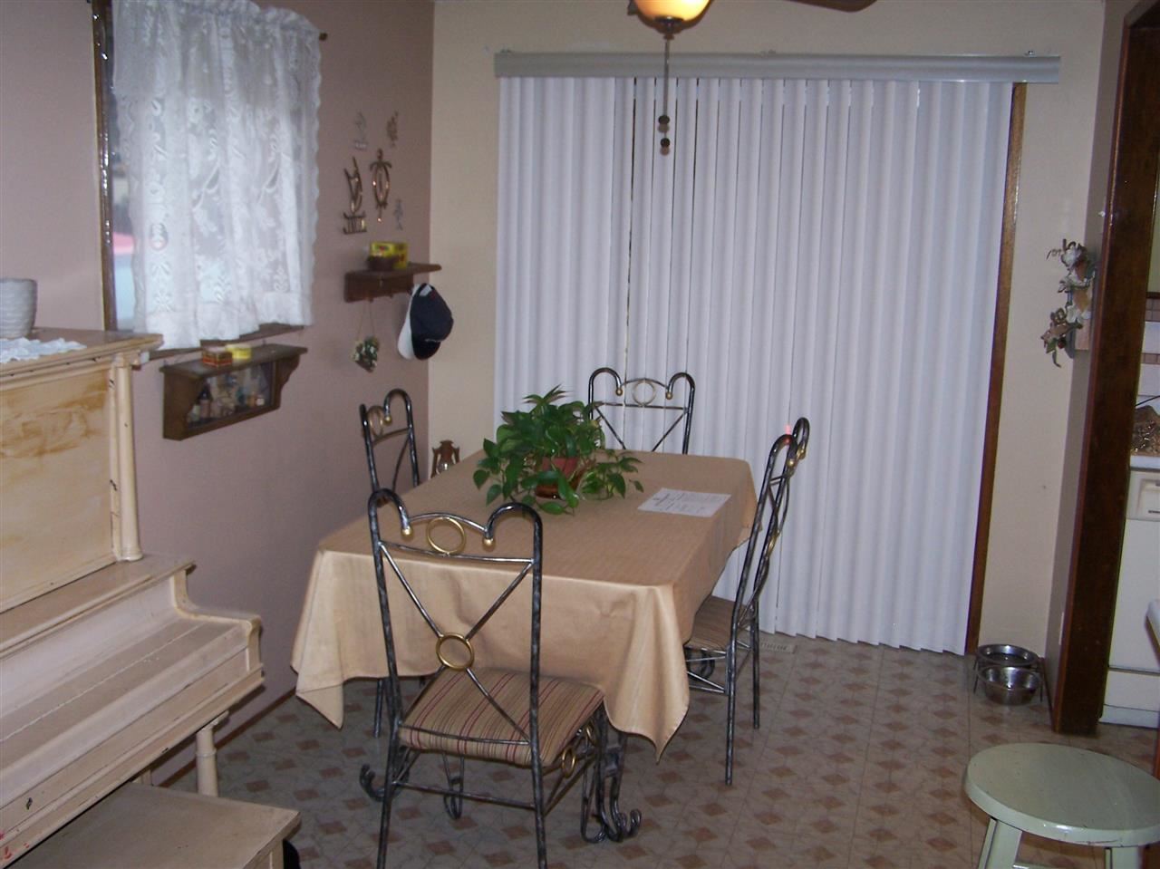 6105 E 12th - Photo 5
