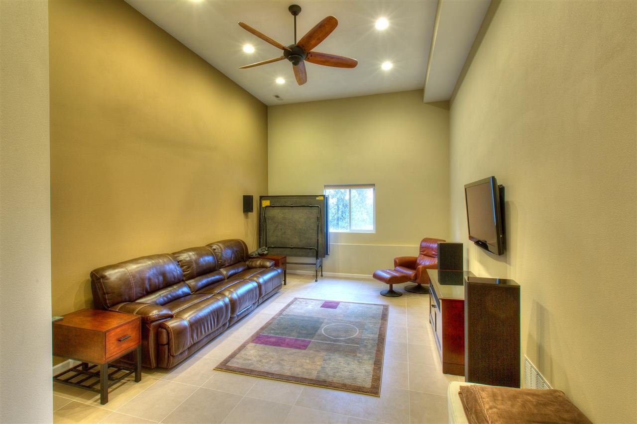 3135 E Hills Ct - Photo 15