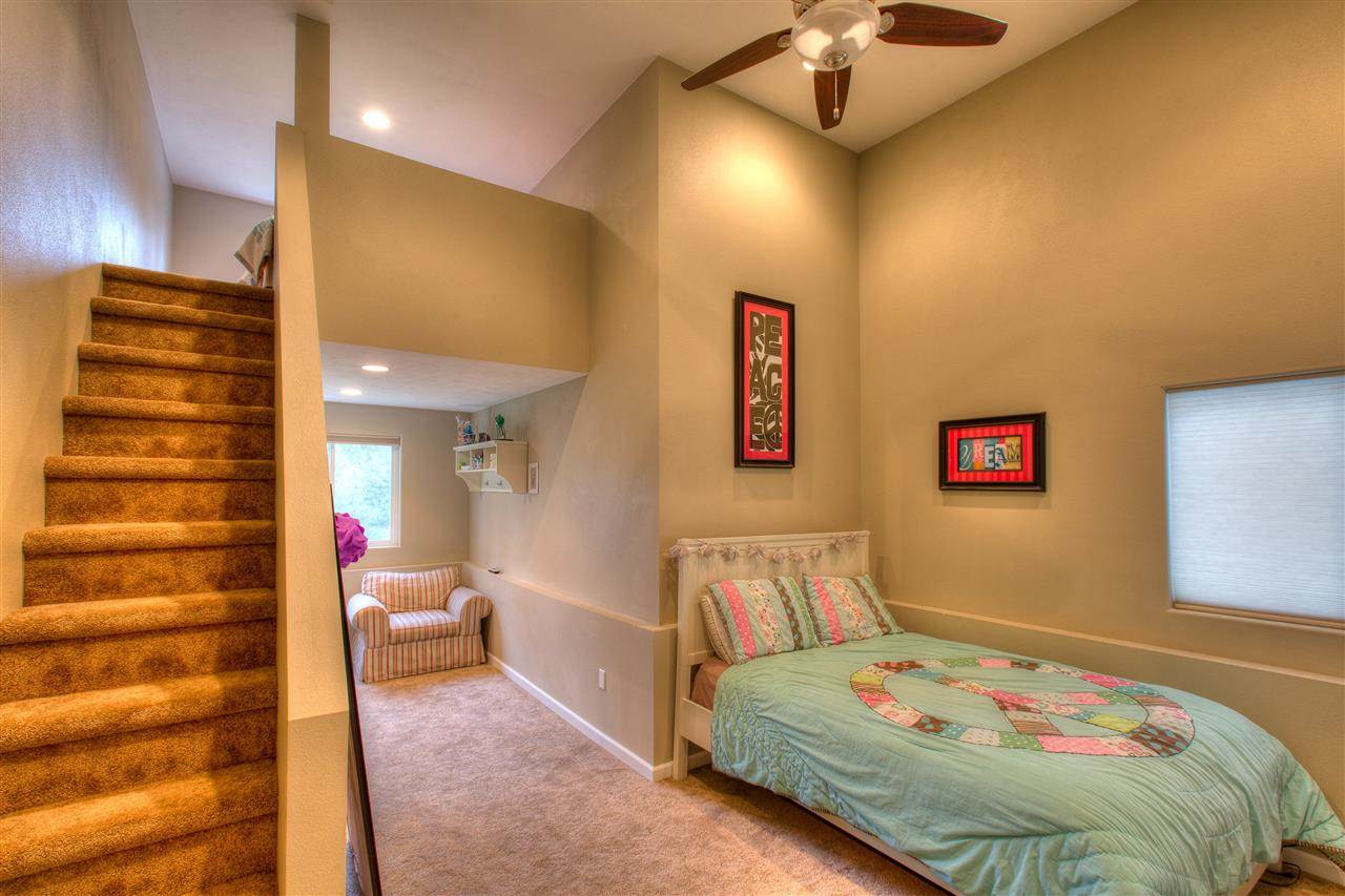 3135 E Hills Ct - Photo 16