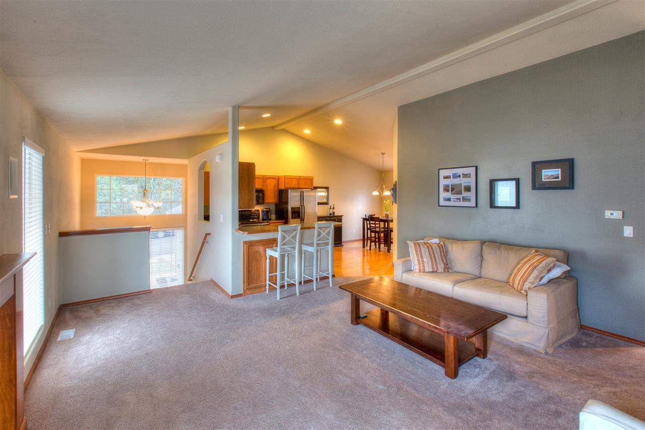 3135 E Hills Ct - Photo 3