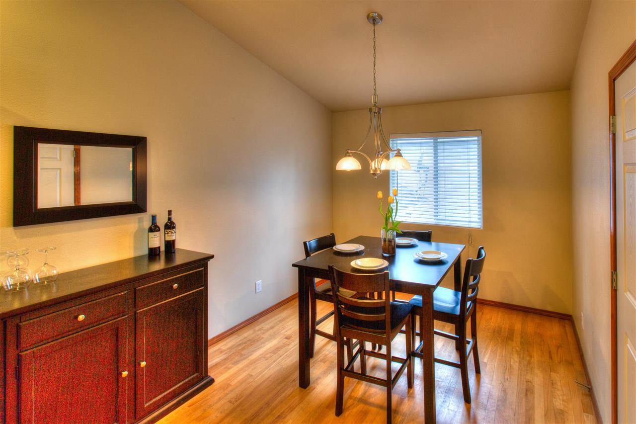 3135 E Hills Ct - Photo 8
