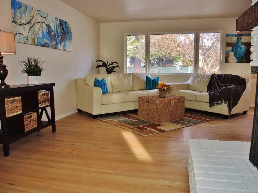 3416 W Lyons Ave - Photo 2
