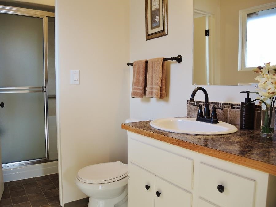 3416 W Lyons Ave - Photo 12