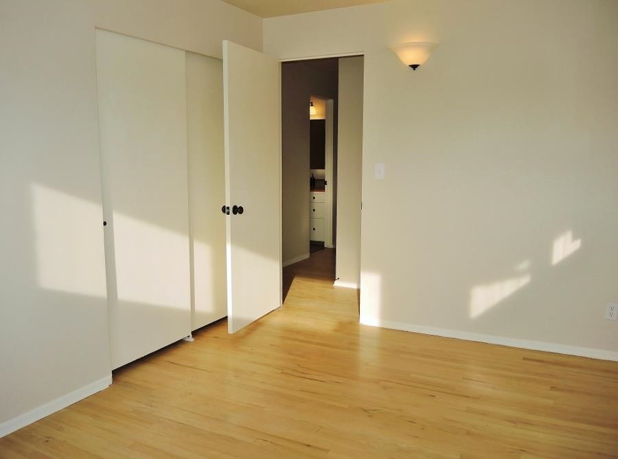 3416 W Lyons Ave - Photo 13