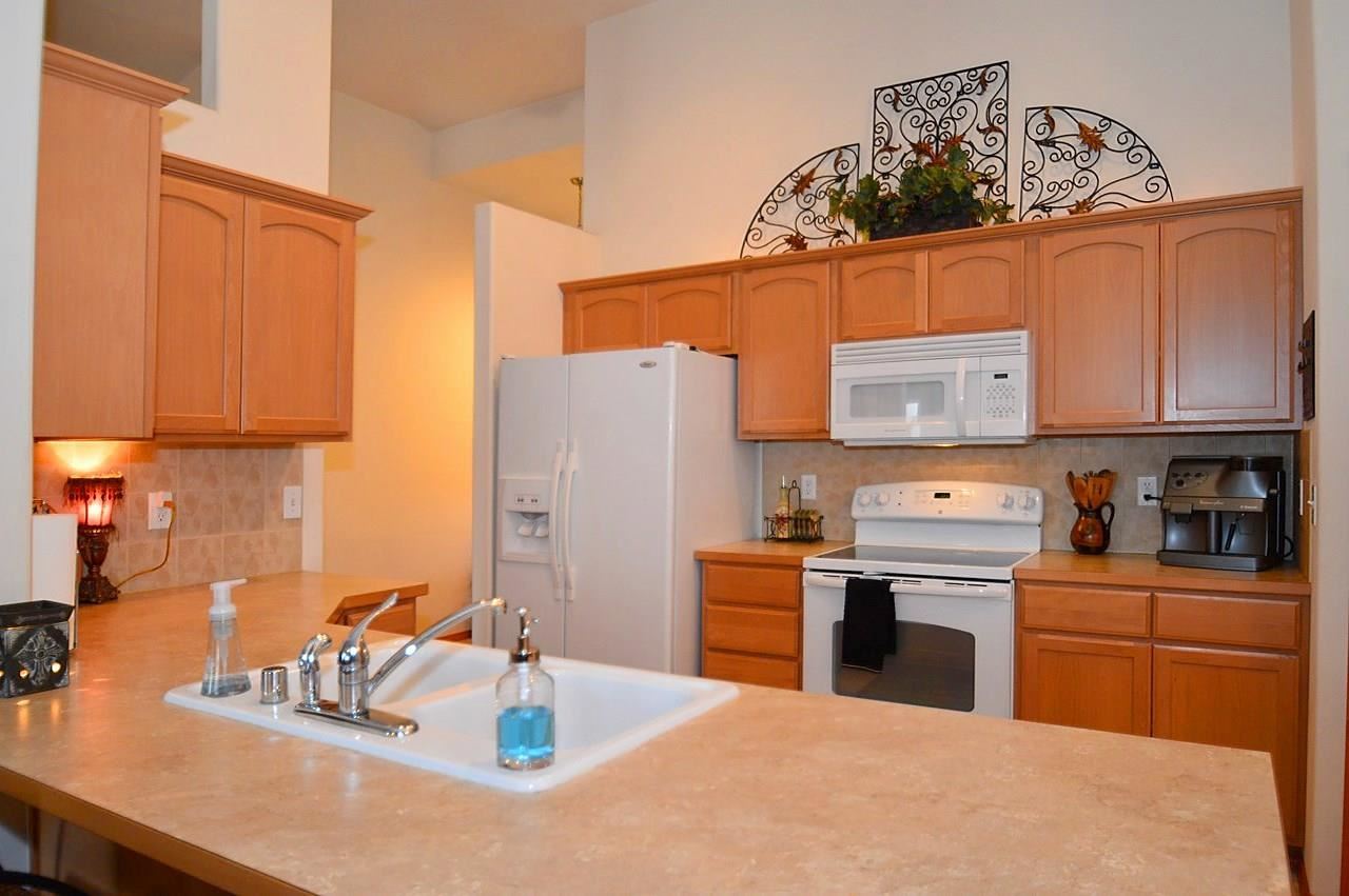 425 S McKee St - Photo 8