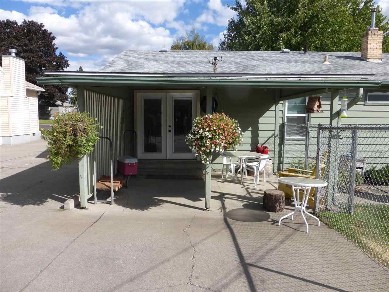 5615 N Oak St - Photo 12