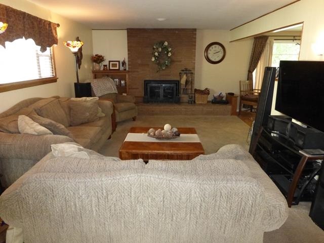 5615 N Oak St - Photo 6