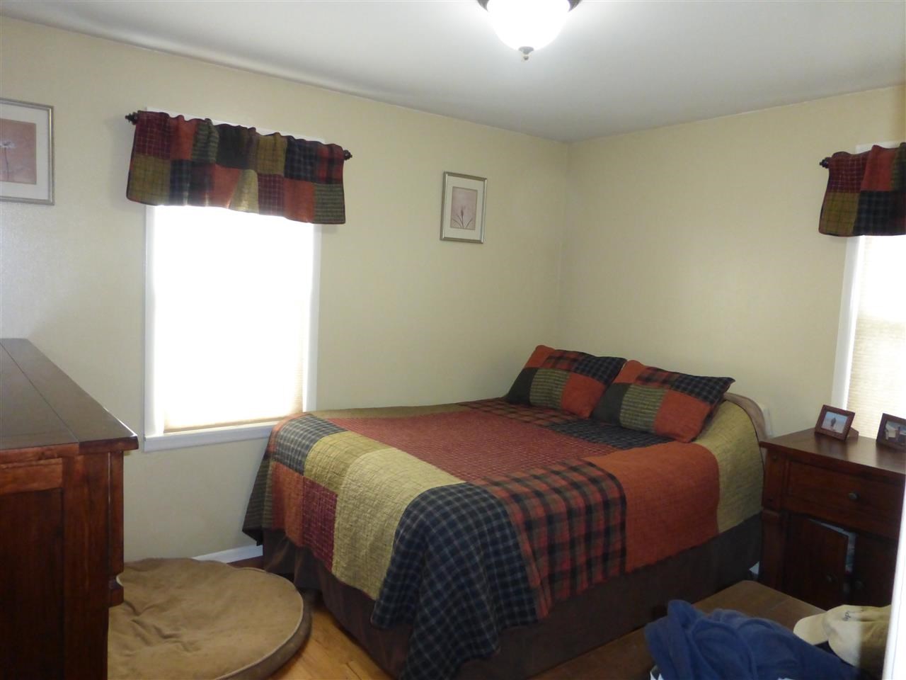 5615 N Oak St - Photo 7
