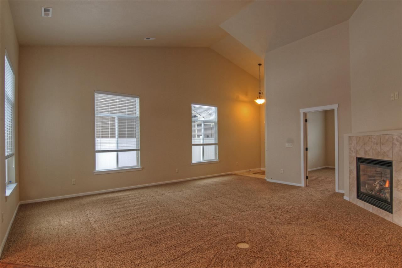 5228 N Avalon Ct - Photo 4
