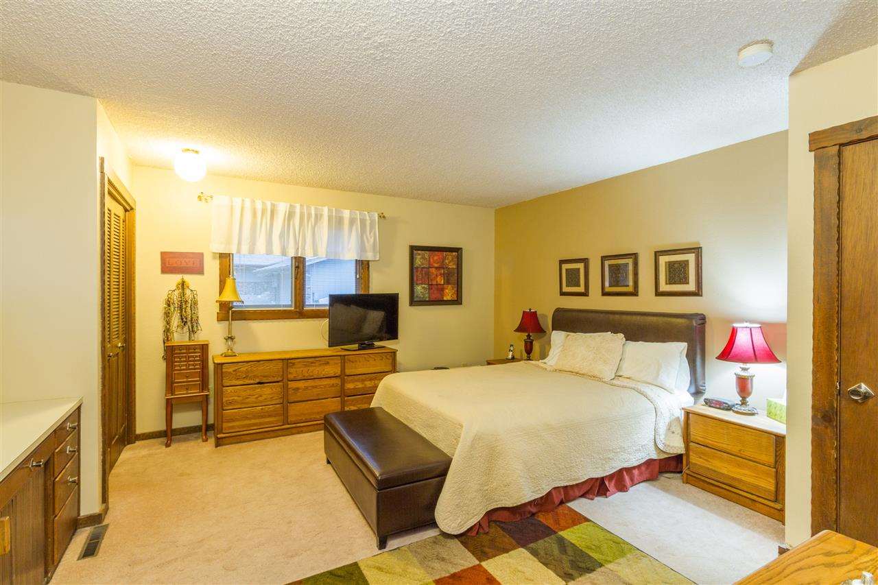 4019 S Ridgeview Dr - Photo 8