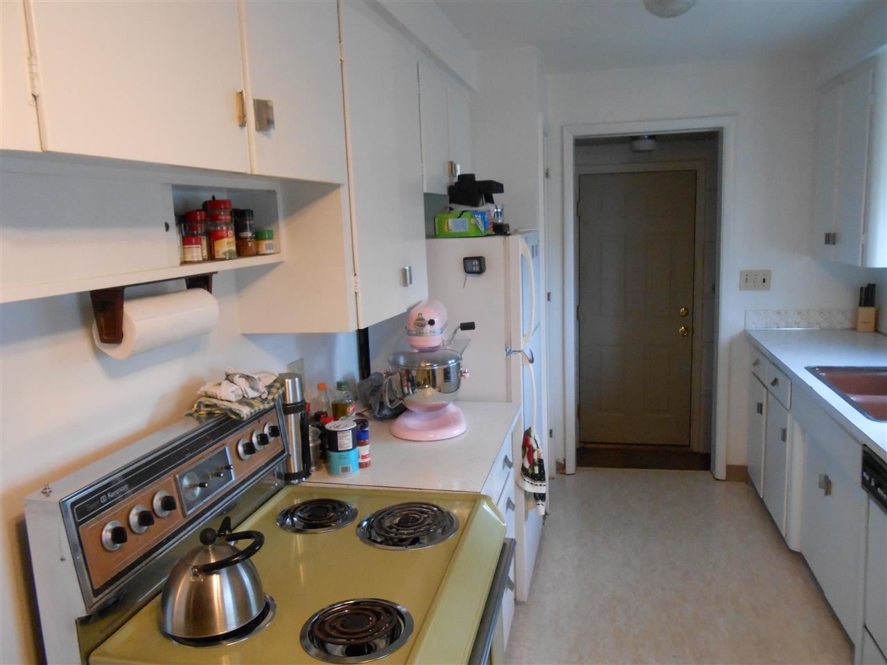 6809 E 9th Ave - Photo 3