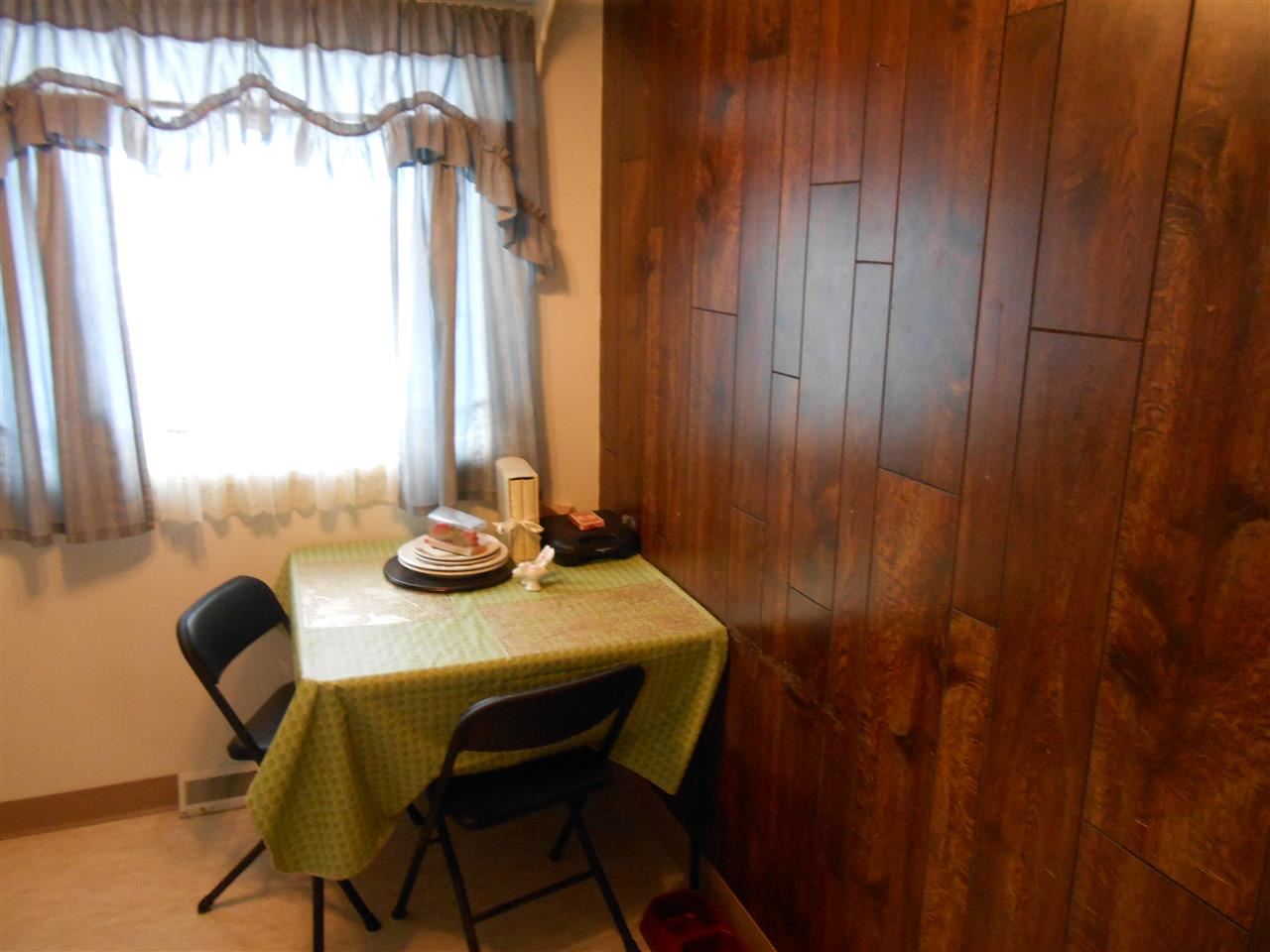 6809 E 9th Ave - Photo 9