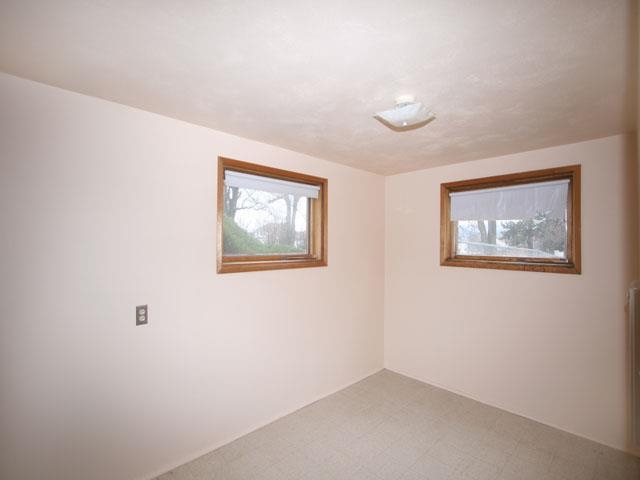 2515 S Davis Rd - Photo 12