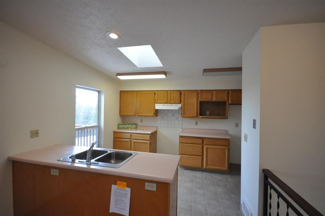 1506 N WRANGLER Dr - Photo 3