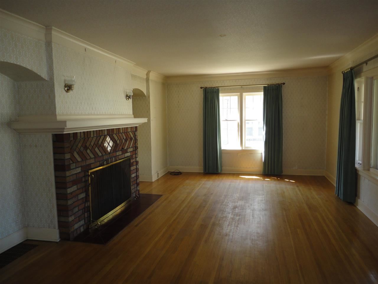 409 W SHANNON Ave - Photo 4