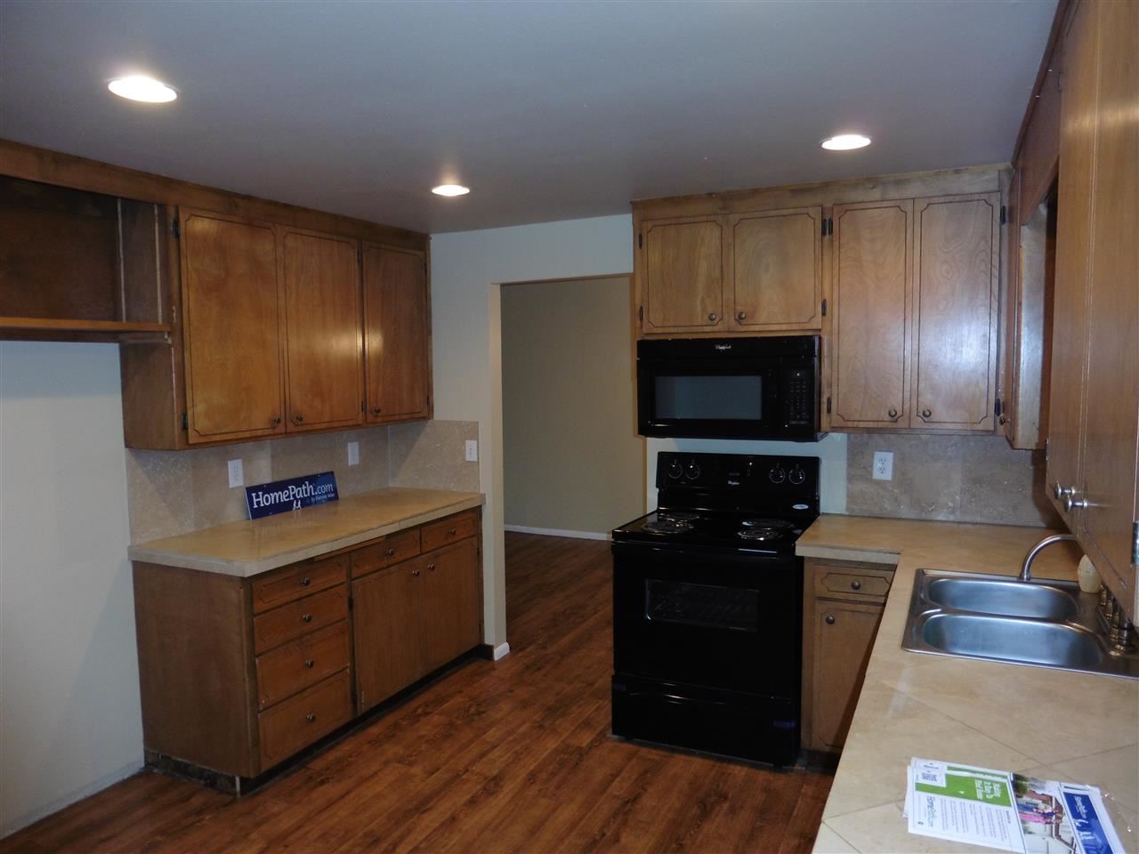2705 S Timberlane Dr - Photo 7