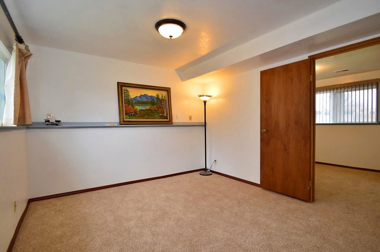 2115 S Evergreen Rd - Photo 10