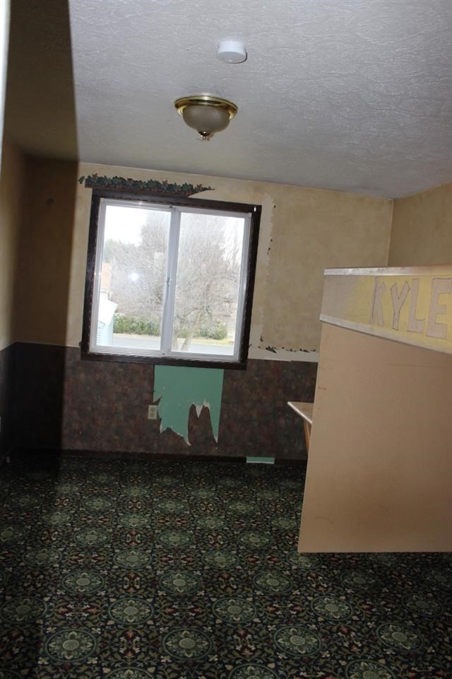 314 W Lee St - Photo 15