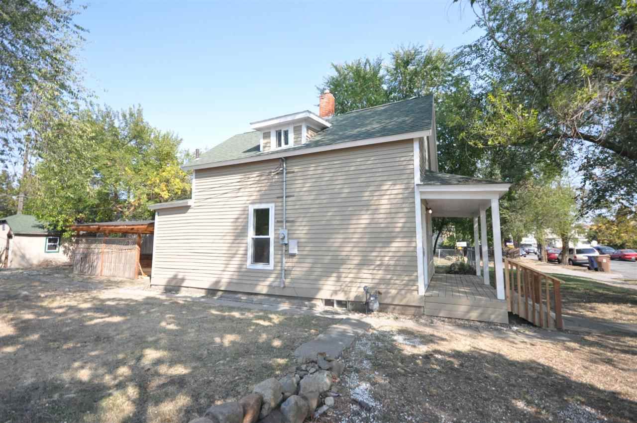 2917 E ROWAN Ave - Photo 12