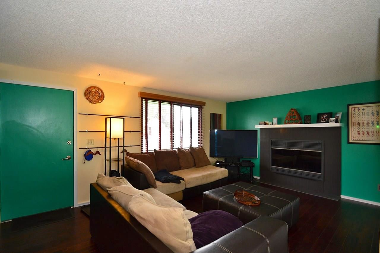 2510 E Sanson Ave - Photo 3