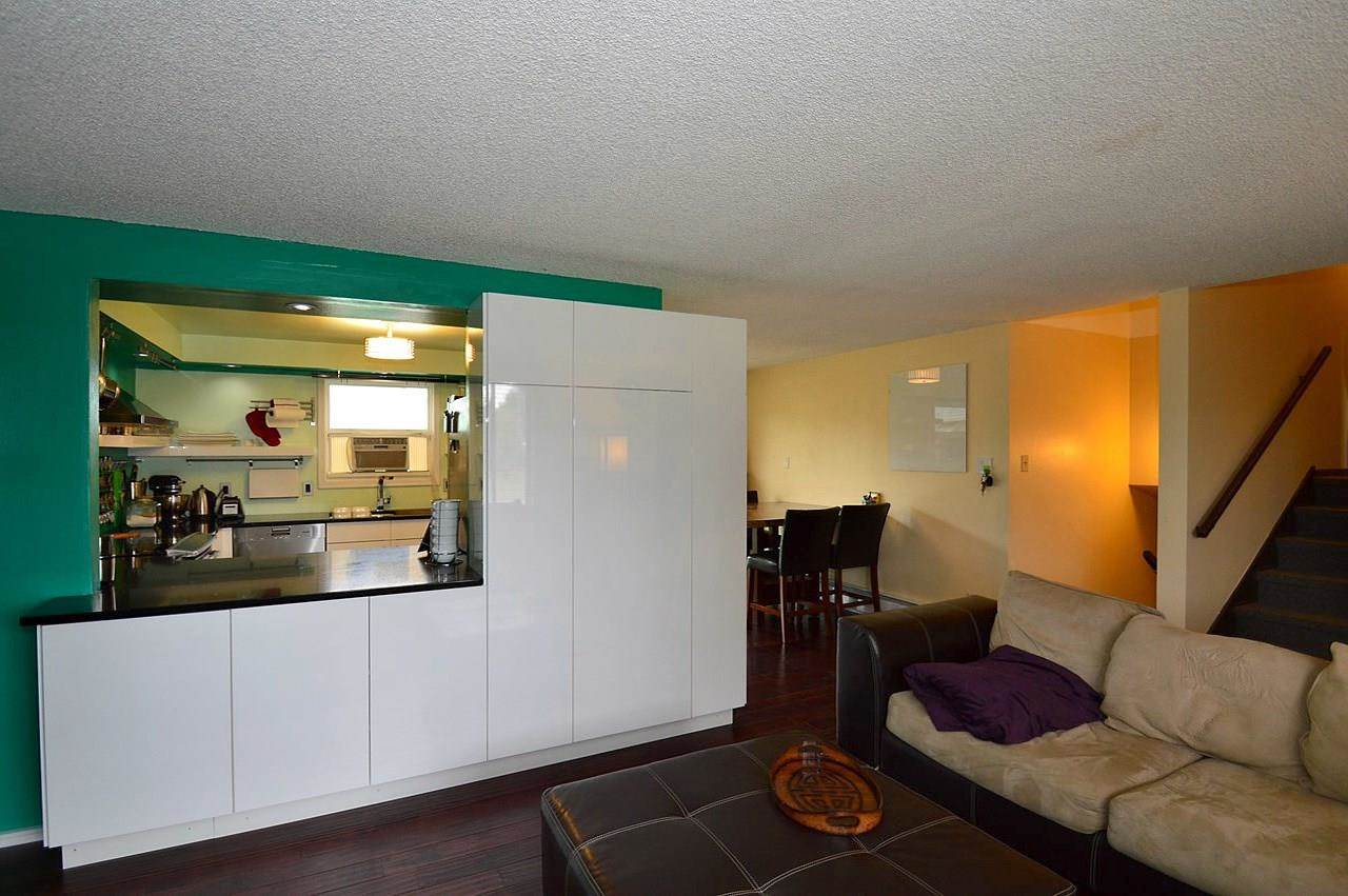 2510 E Sanson Ave - Photo 4
