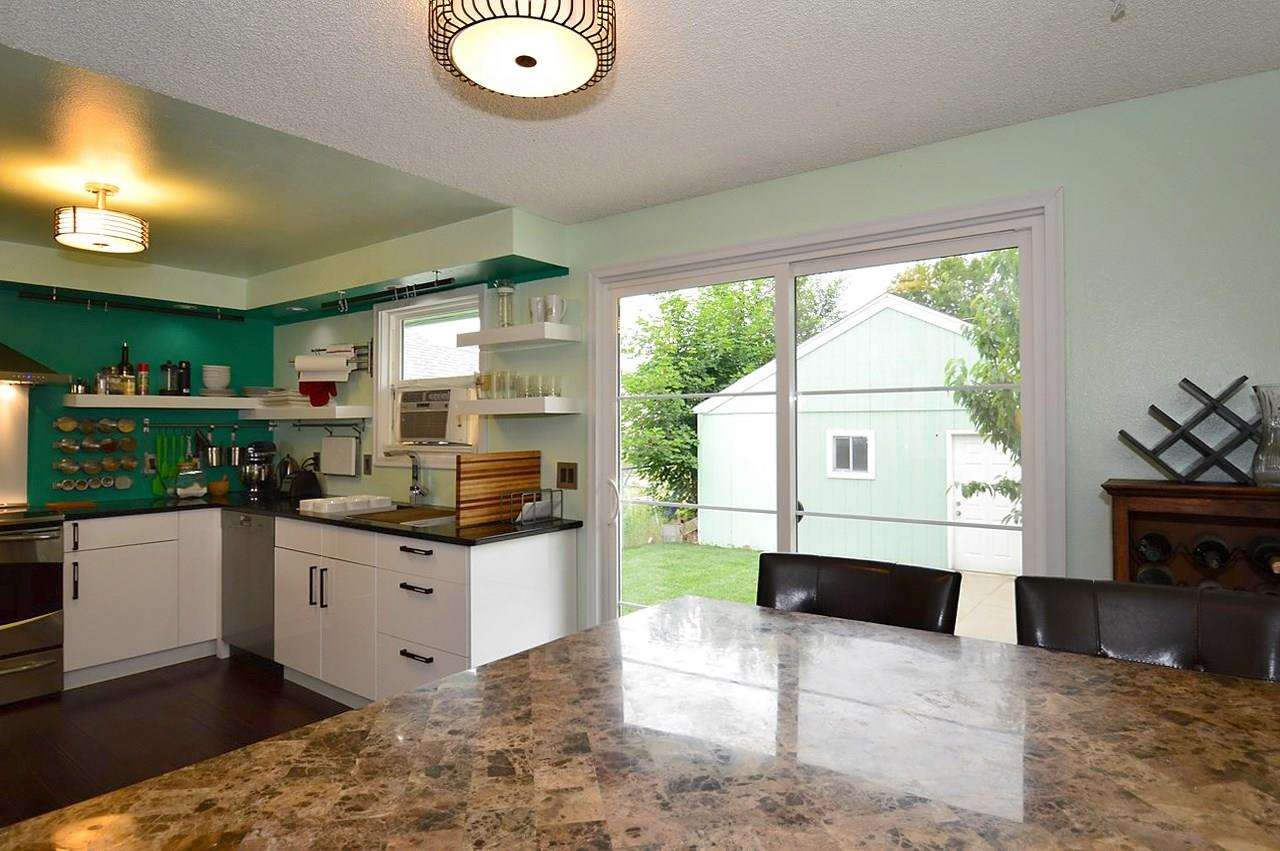 2510 E Sanson Ave - Photo 6