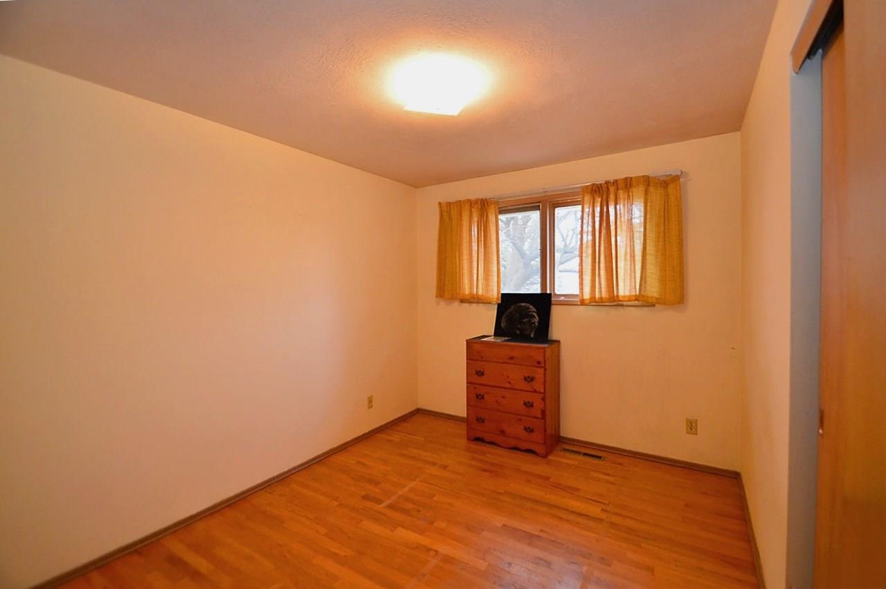 12820 E Mission Ave - Photo 6