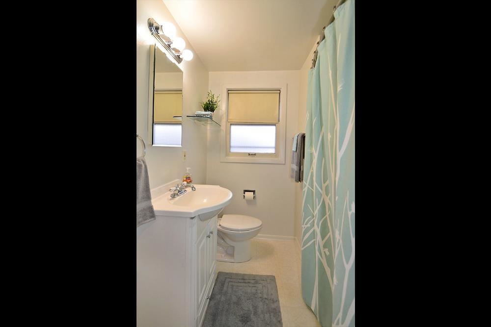 5725 N A - Photo 11