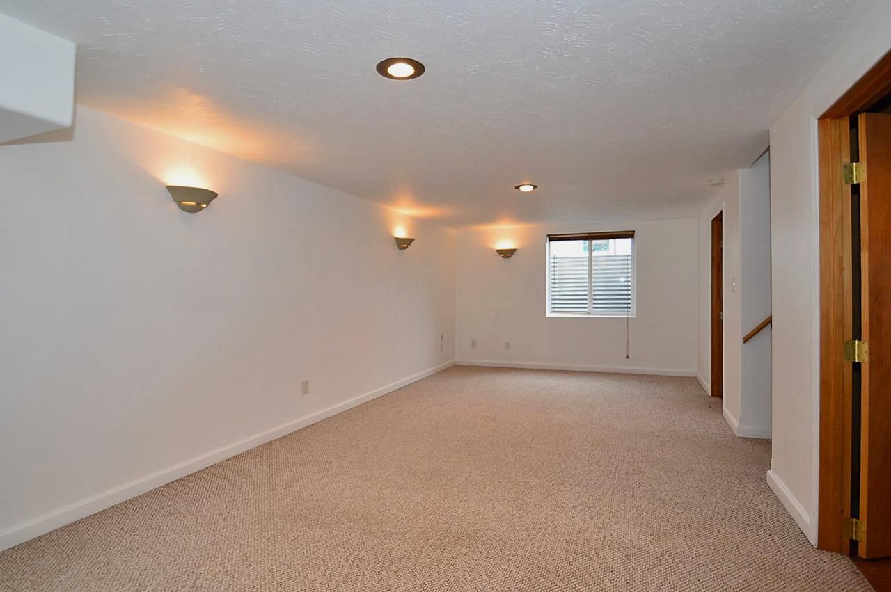 5725 N A - Photo 12