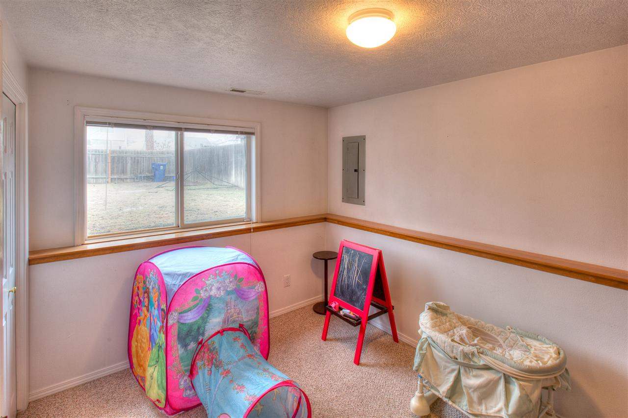 1217 E Sanson Ave - Photo 15
