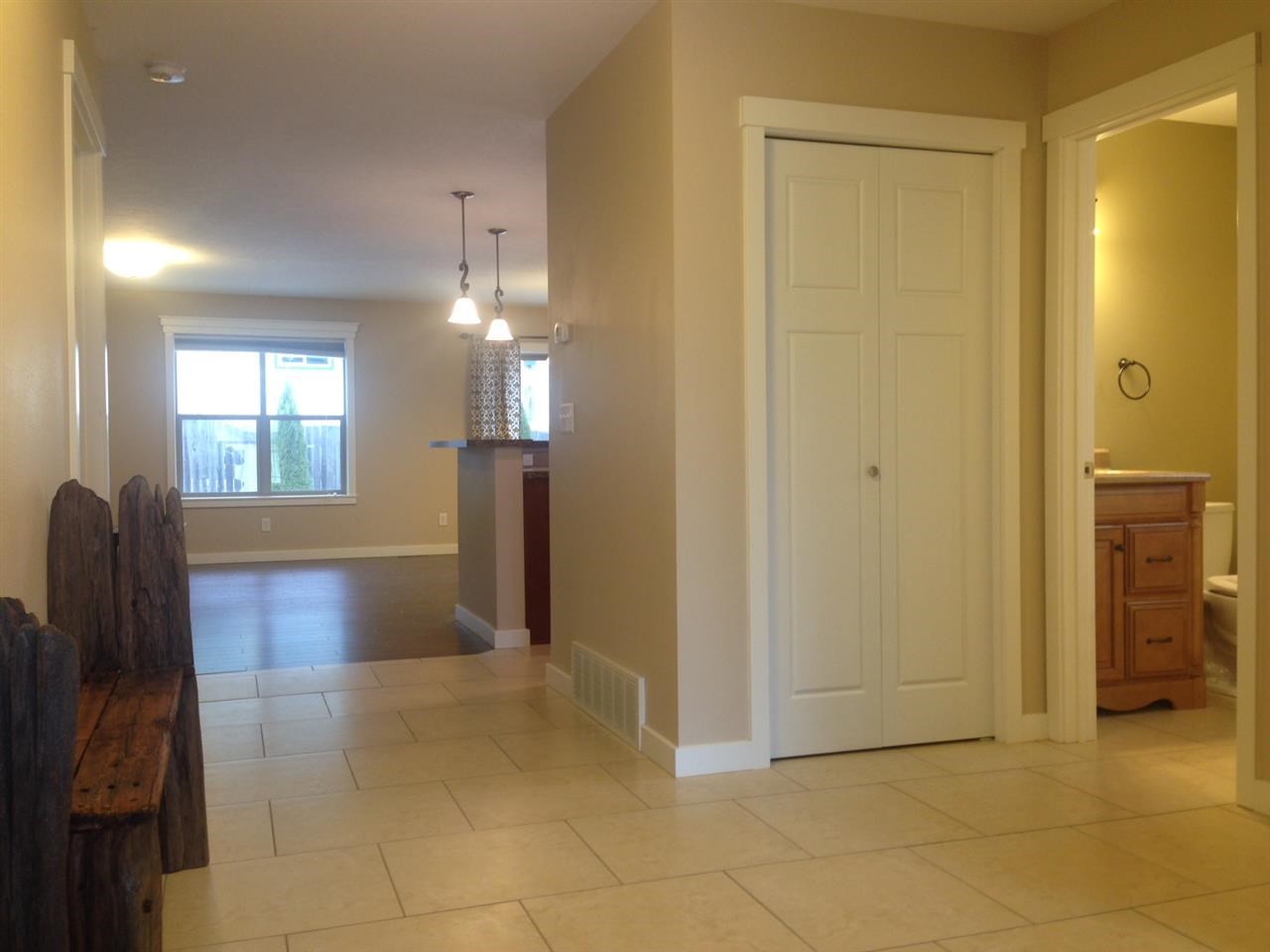 9303 N MOUNTAIN Ln - Photo 3