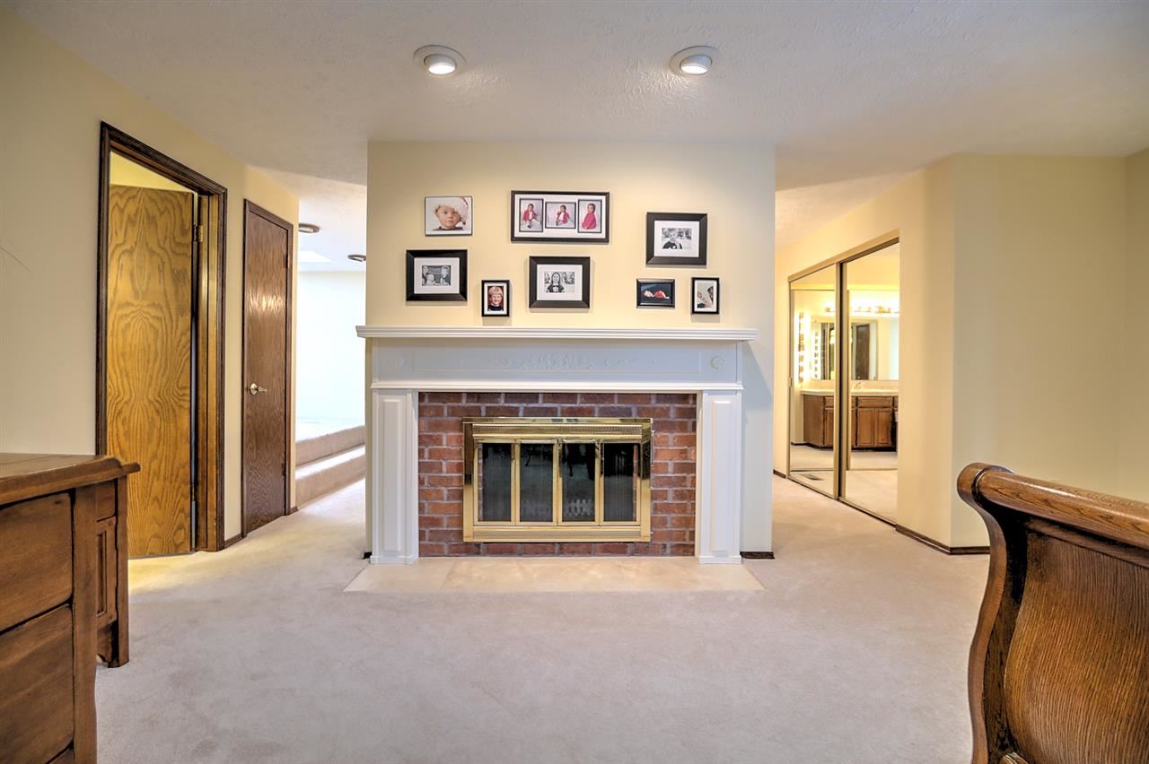 12024 N Hemlock Ct - Photo 11