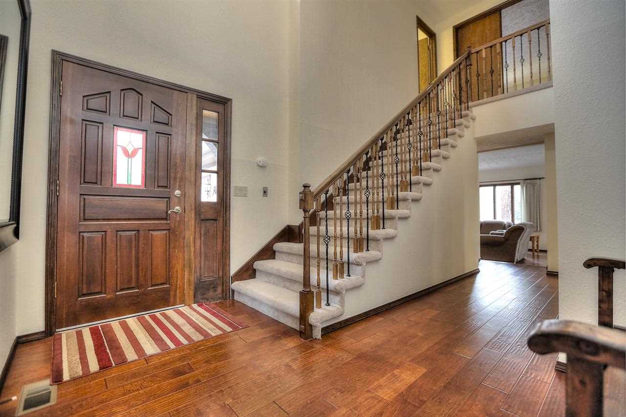 12024 N Hemlock Ct - Photo 3