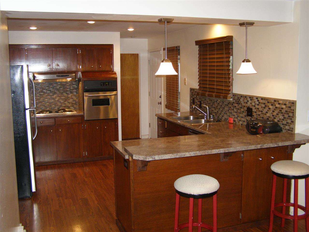 6820 N Winston Dr - Photo 3