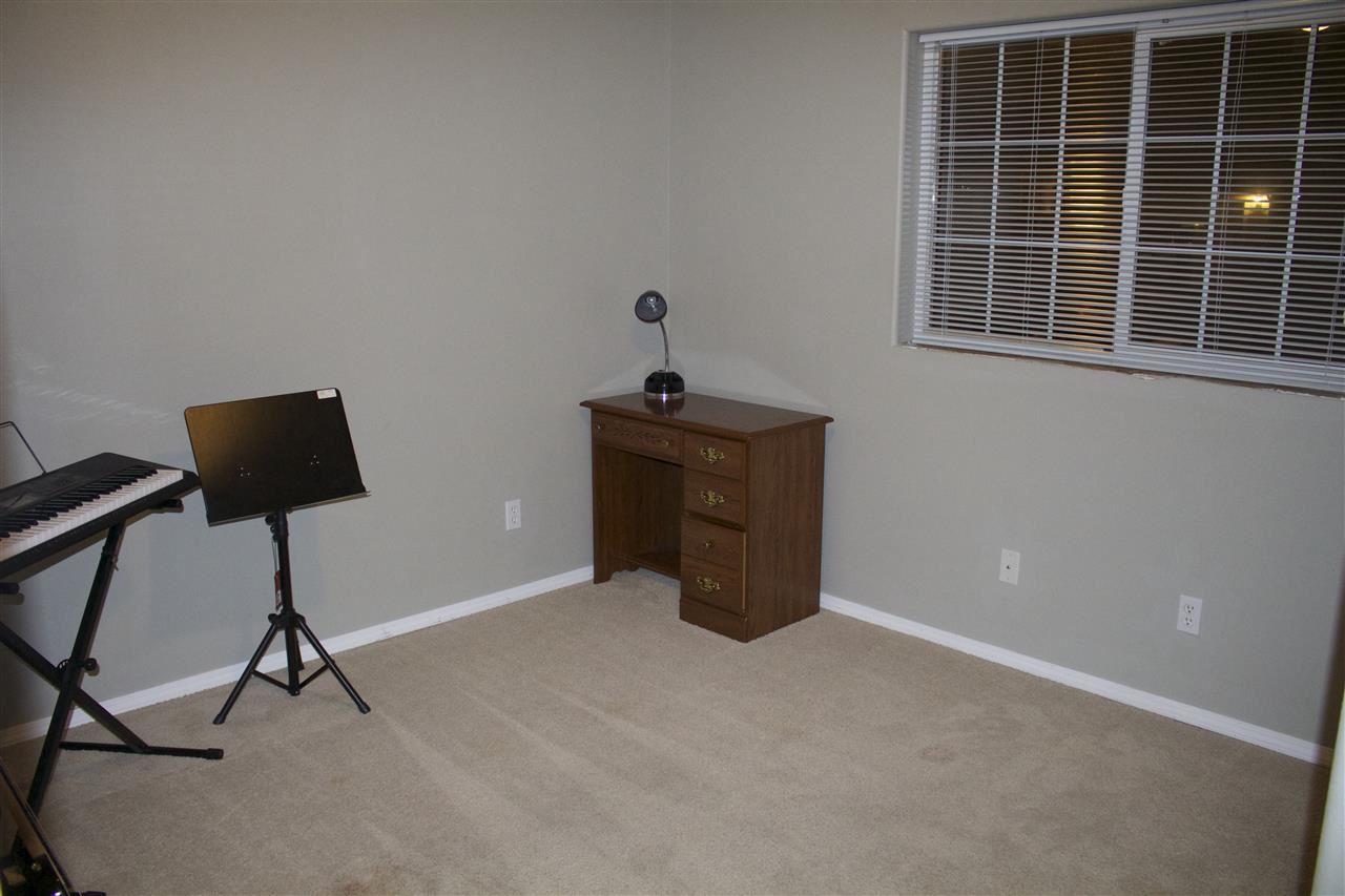 1423 E Devoe Ln - Photo 10