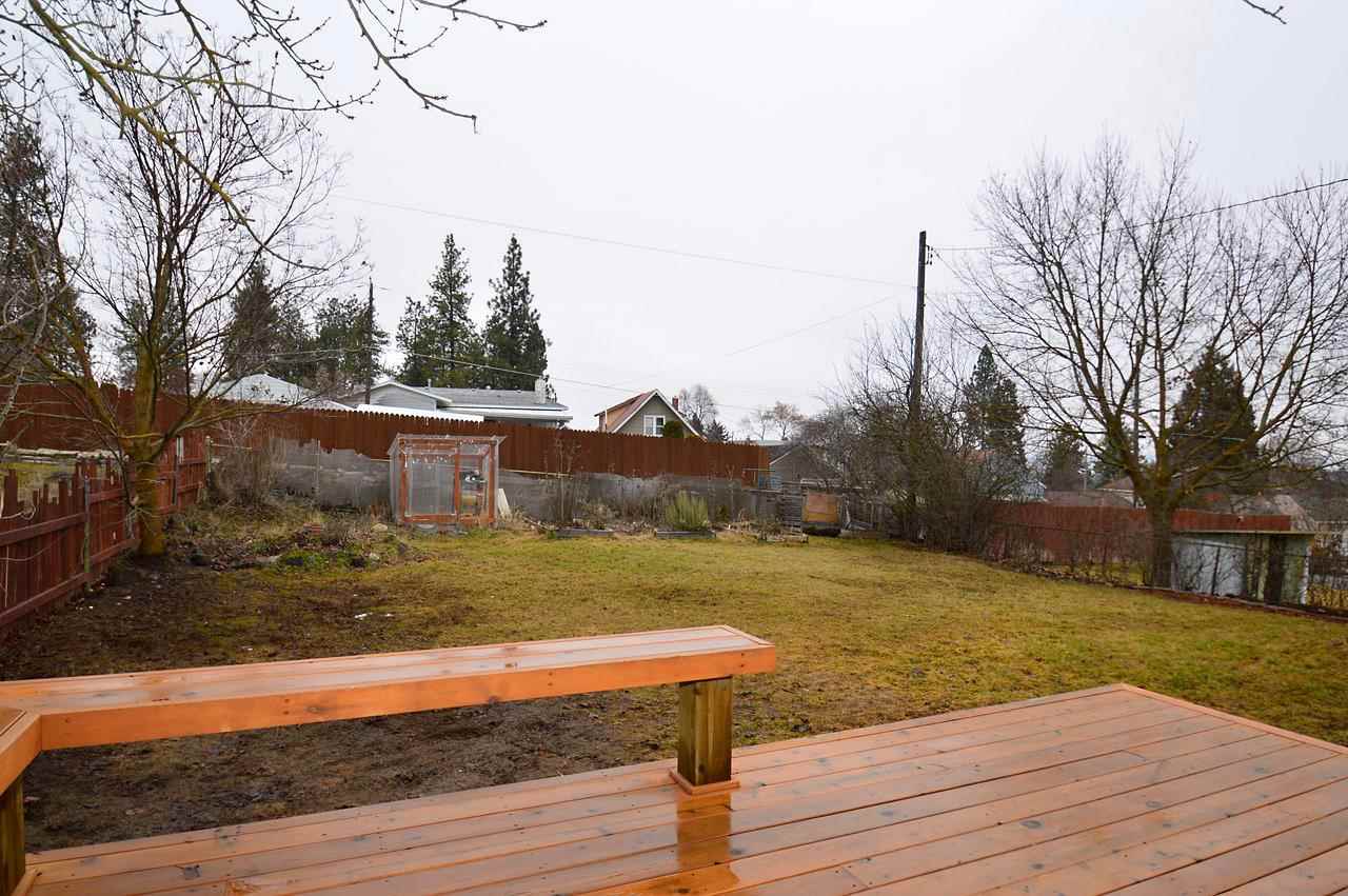 2109 E 10th Ave - Photo 17