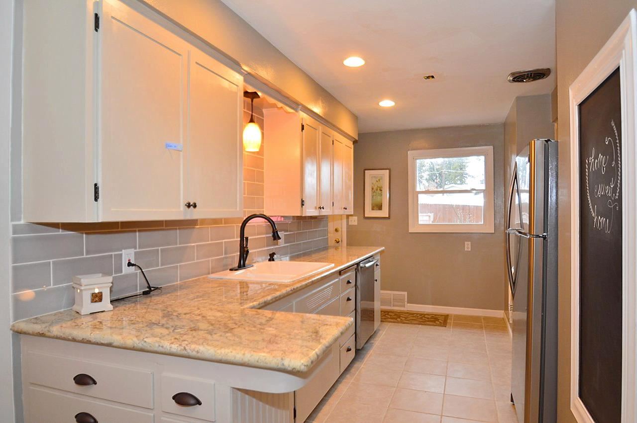 2109 E 10th Ave - Photo 4