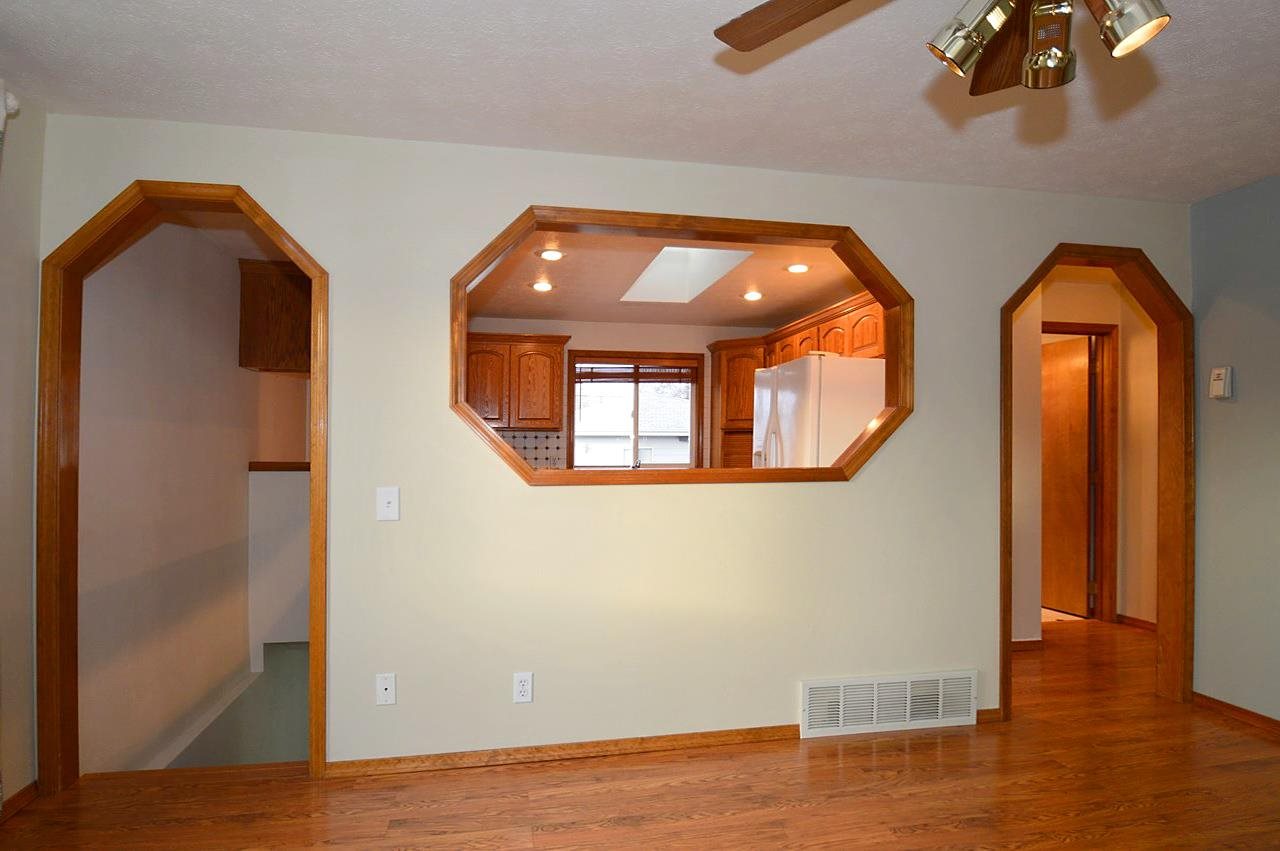 1328 W Columbia Ave - Photo 4