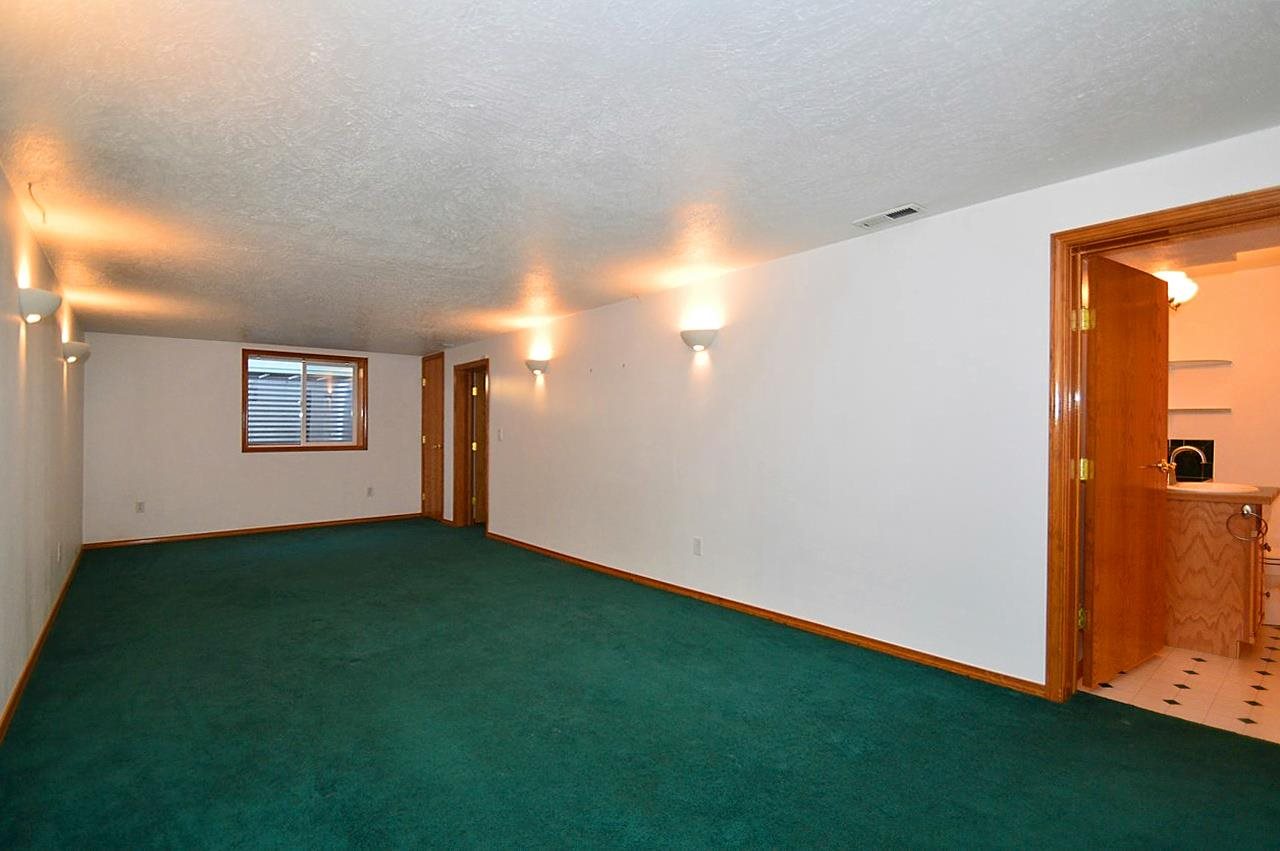 1328 W Columbia Ave - Photo 7